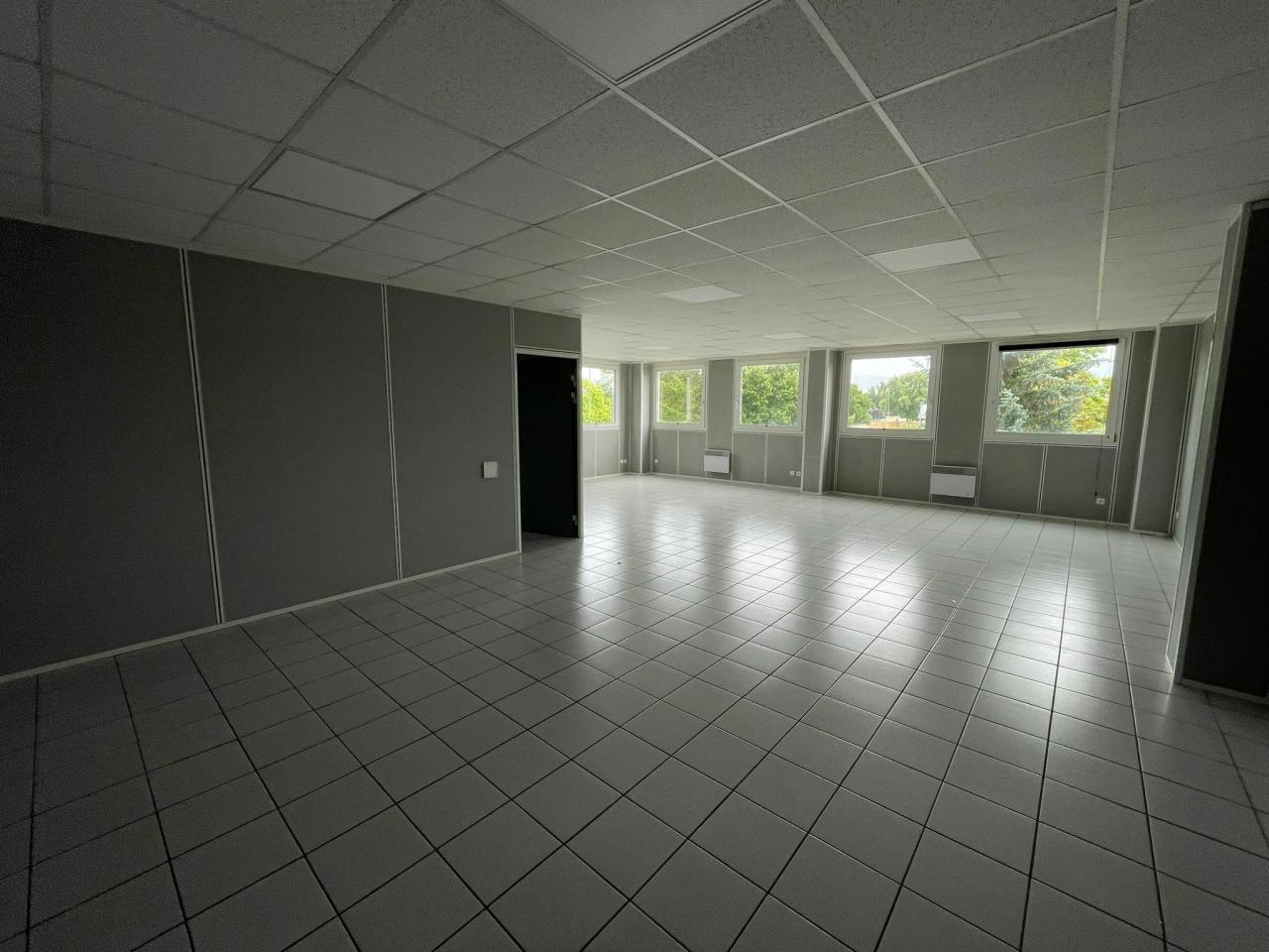 Local d'activité Roncq 2500m² Location local d'activité Roncq Nord OLACT2424383 6